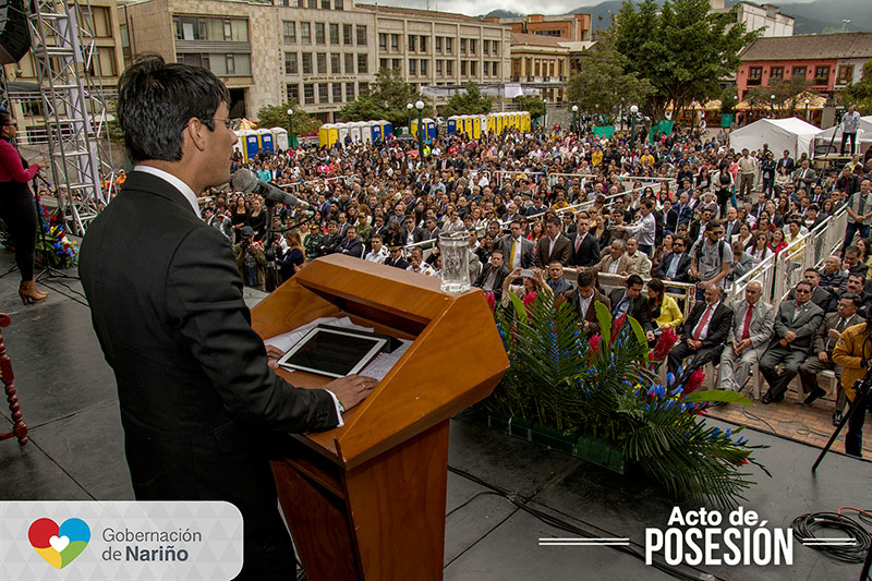 CAMILO ROMERO SE POSESIONA COMO NUEVO GOBERNADOR DE NARIÑO